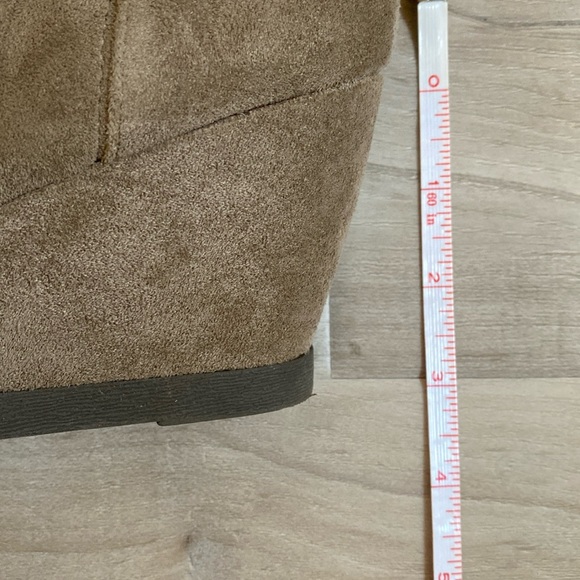 MADDEN GIRL • “Dukkee” Faux Suede Lace Up Wedge Ankle Boots - Size 8.5 - Picture 8 of 16